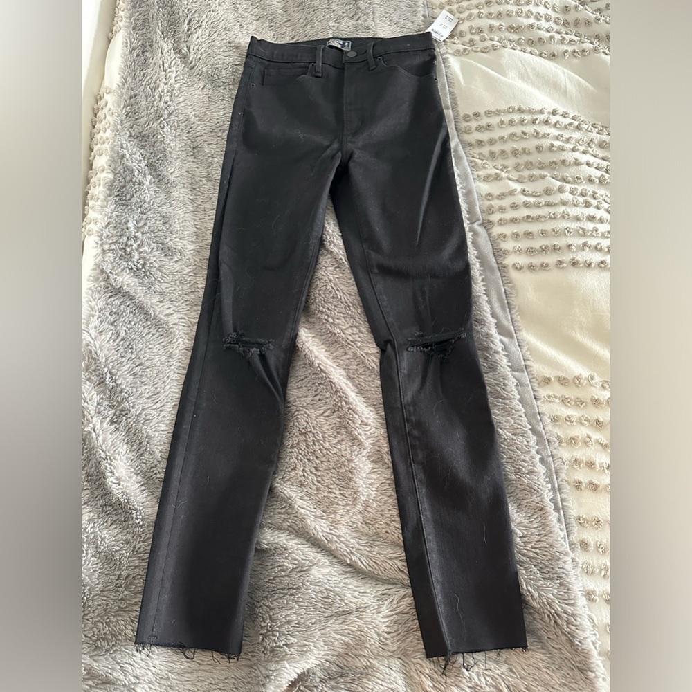 Abercrombie Ultra High Rise Super Skinny Jeans 26s